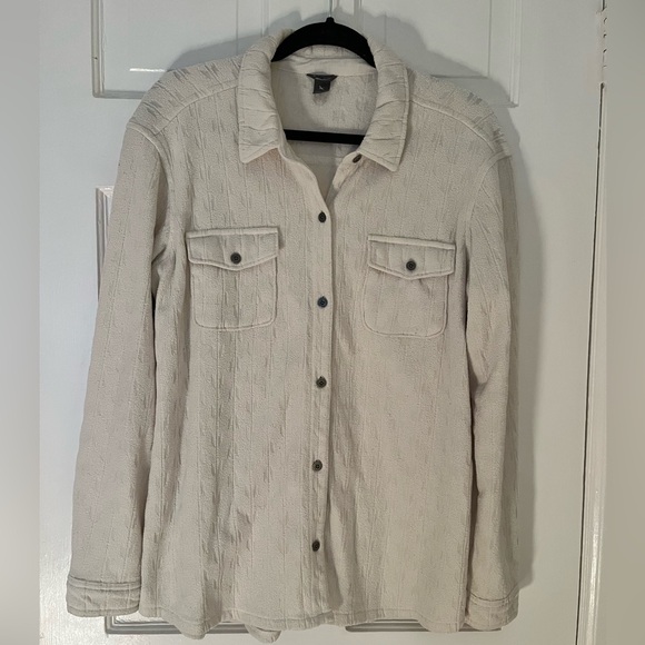 Eddie Bauer Womens Fleece Shirt Size XL Cream Patterned Fleece Shacket Ski - Picture 1 of 8